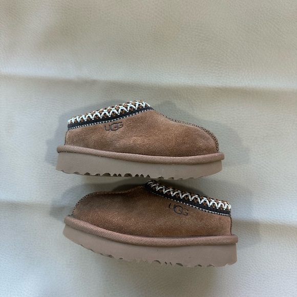 UGG Tasman Kids Slippers - Picture 1 of 5